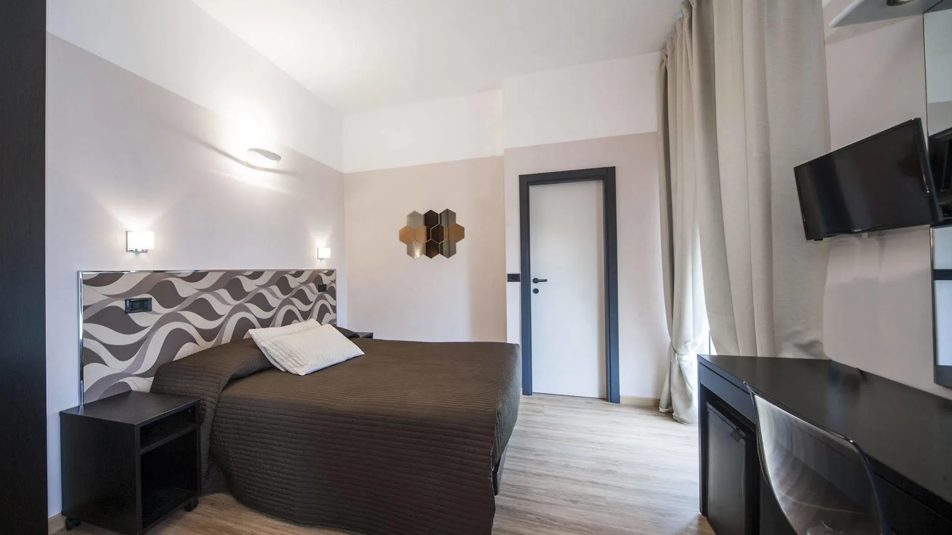 Hotel Levante Rimini 4*,